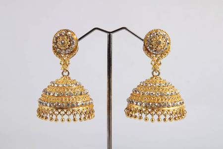 印度传统黄金耳环