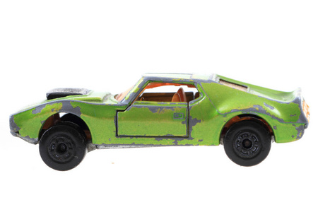 绿色的金属玩具车