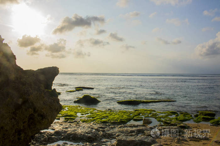 美丽的巴厘岛海滩风景照片