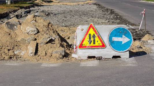 标志道路维修工作更换城市道路