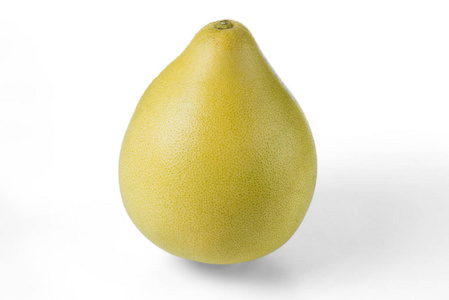 成熟的水果是在白色背景上孤立的柚子。异国情调的水果