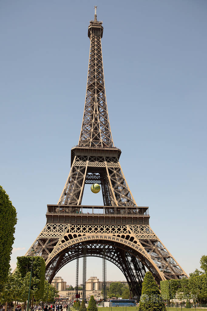 埃菲尔铁塔大查看巴黎法国,具有里程碑意义