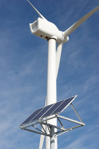 光伏风车风车和太阳能光伏板生产能源,西班牙阿拉贡自治区萨拉戈萨省