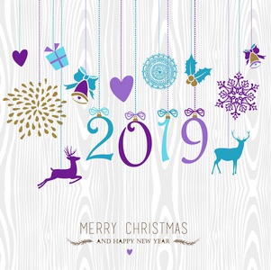 圣诞快乐, 新年快乐2019平安悬挂复古圣诞饰品, 嬉皮士木背景。是节日派对邀请函或贺卡的理想选择。eps10 向量