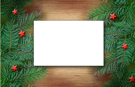 圣诞木制背景与冷杉树和装饰明星。顶部视图, 为您的文本提供复制空间