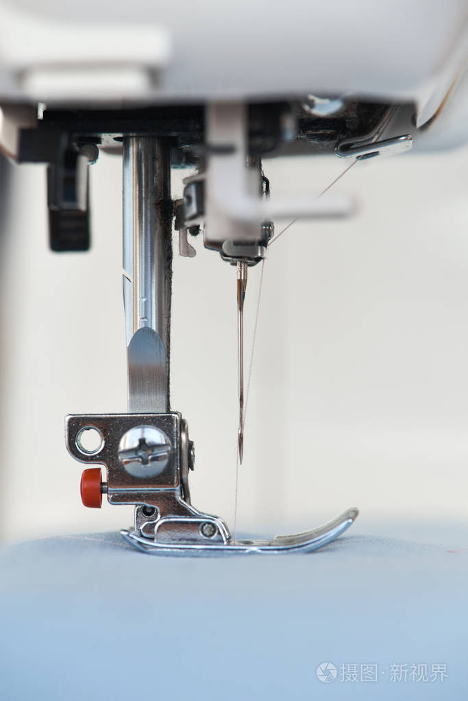 缝纫机压脚的细节与织物