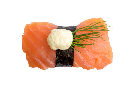 握寿司三文鱼和海藻紫菜在白色背景上