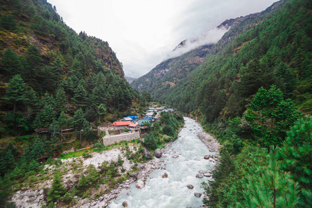 纯山区河流