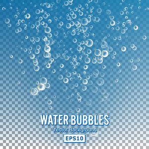 在透明背景上的水中的气泡。有光泽的现实泡沫和半透明的水气泡图
