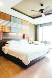 抽象的模糊和散焦的装饰在酒店卧室室内设计