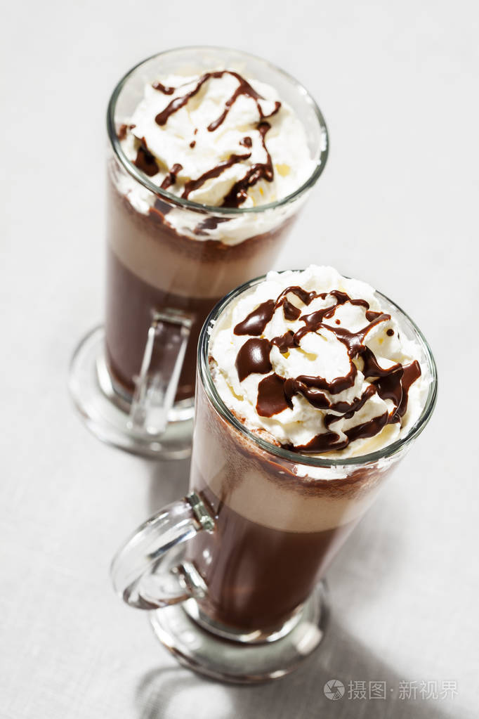 清爽冰奶油咖啡饮料 : freddoccino,星冰乐