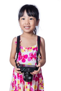 亚洲中国小女孩拿着照相机图片
