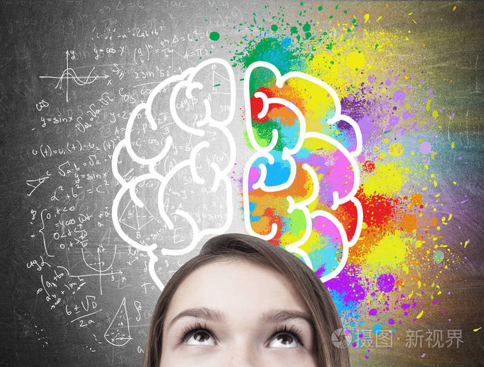 金发碧眼的青少年 s 头和创造性思维概念