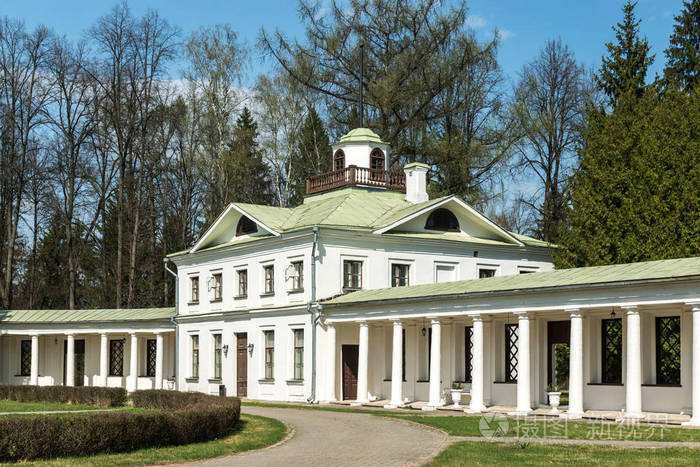 serednikovo 庄园在莫斯科地区的古典风格