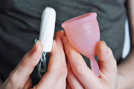 女性卫生用品图片