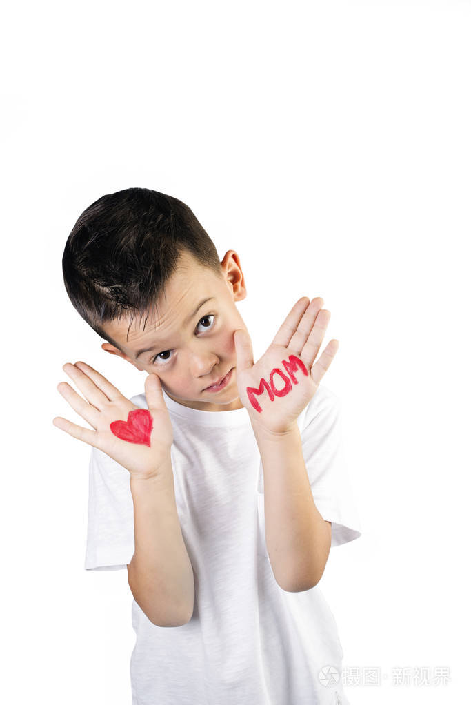 小男孩伸出他的手