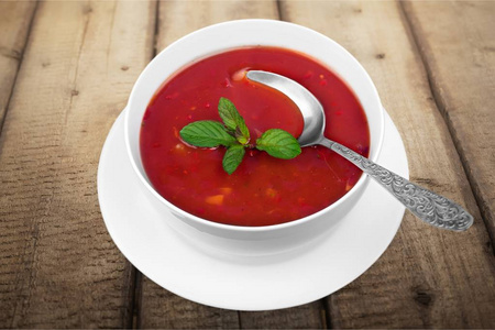 板的美味番茄汤