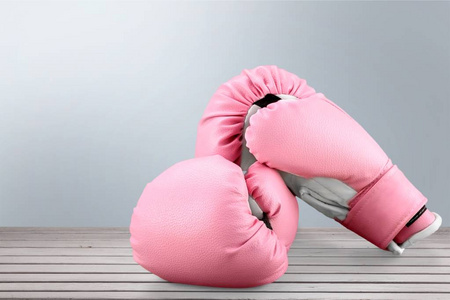 粉红色的拳击手套