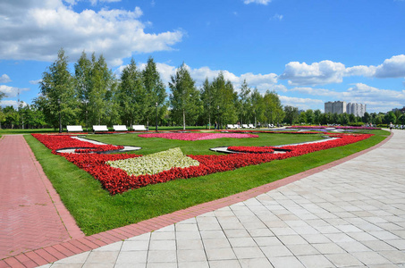 莫斯科, 俄国, 8月, 142 015。美丽的花坛在风景公园 Tsaritsyno 在莫斯科在夏天