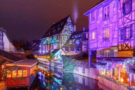 法国城市斯特拉斯堡圣诞前夜照片