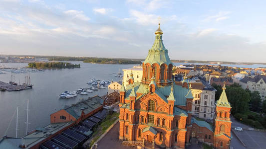 乌斯别斯基大教堂在赫尔辛基，鸟瞰图