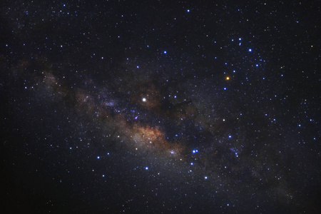 银河系恒星和空间尘埃在联合国中的特写镜头