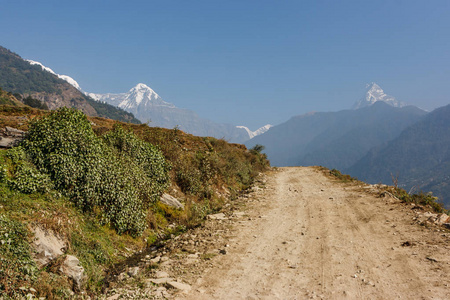 Machapuchare 对安纳布尔纳基地营迷航，尼泊尔的看法