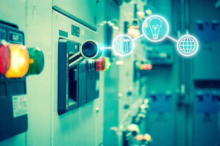 保护措施电气开关设备的房间,工业电气开关面板上照片