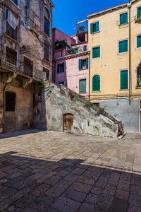 历史悠久的威尼斯小巷