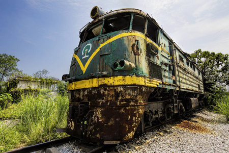 被遗弃的火车图片