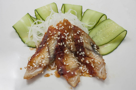 比目鱼生鱼片图片