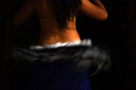 波利尼西亚舞草裙舞移动特效图片
