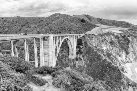 比克斯比桥在大苏尔，加州的美景