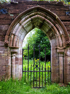 基尔哈坦教堂的大门，Gigha，苏格兰小岛