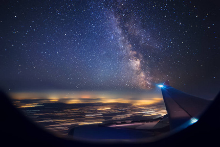 飞机空中夜景图片图片