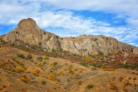 karadag 山的美丽的秋天看法, 克里米亚照片