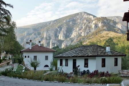 假定的中世纪 Cherepish 修道院, Vratsa 区域, 保加利亚