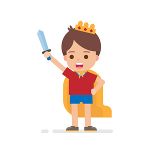 快乐可爱的男孩打扮王子或国王的概念玩周围是超级英雄