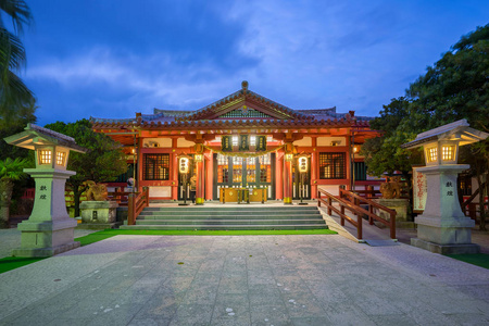 日本冲绳那霸 Naminoue 神社夜