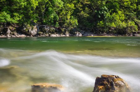 Ardeche 河全景