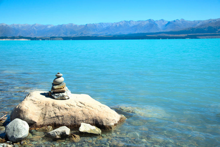 Pukaki 湖堆石