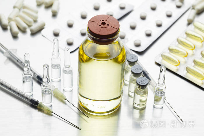液体药, 安瓿, 注射器, 针和各种医疗