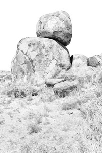 在澳大利亚北部领土上魔鬼大理石的岩石