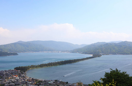 日本京都天桥立两岸景观。天桥立两岸是日本最好的三个风景名胜之一。