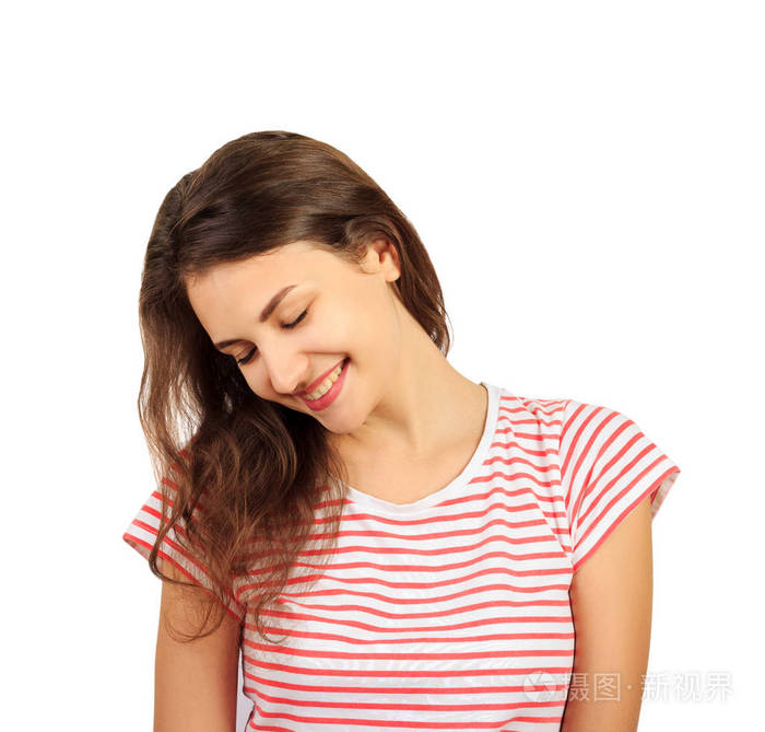 年轻开朗的女人的肖像尴尬的女孩.在白色背景下被隔绝的情感女孩