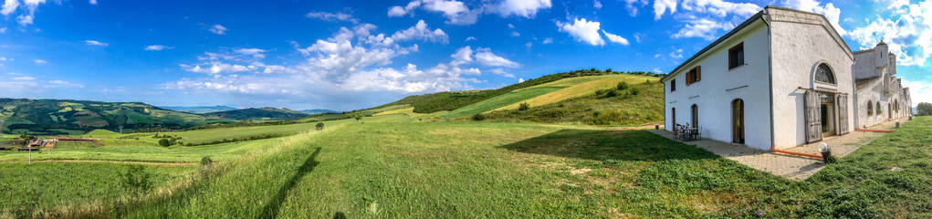 意大利 Bufalara 丘陵全景