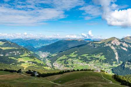 白云岩意大利-瓦尔加迪纳照片