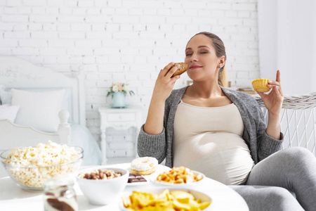 周到怀孕妇女嗅到的包子