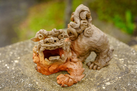 shisa 在冲绳日本