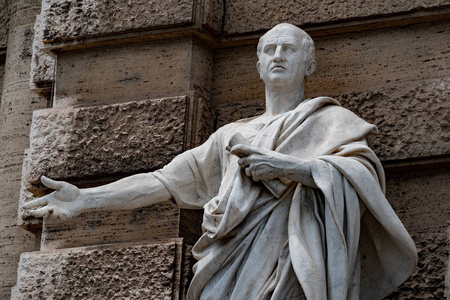 西塞罗导游雕像在罗马图片